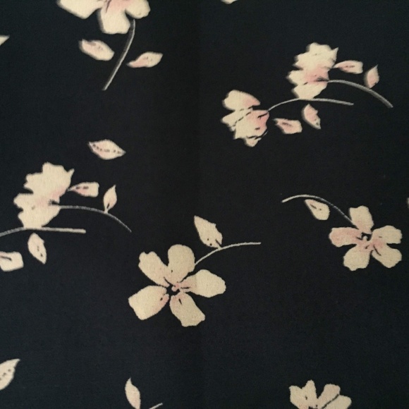 light floral pattern skirt knee length - Picture 3 of 4